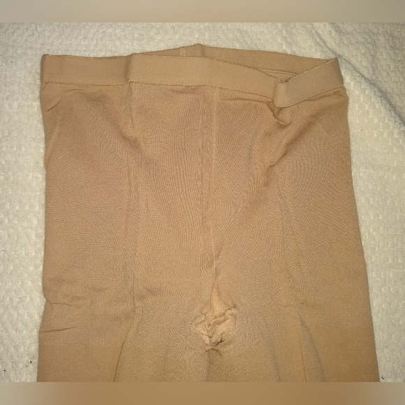 SIGVARIS Medical Compression Stockings - Picture 5 of 12